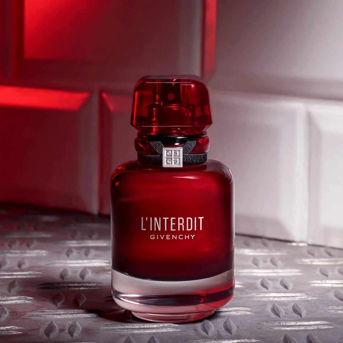 Givenchy L'Interdit Rouge EDP para mujer 80 ml - Aromática CR