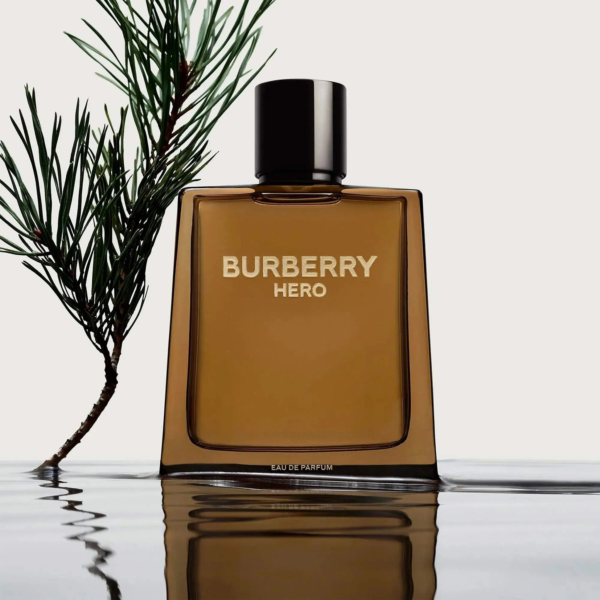 BURBERRY ヒーロー パルファン 50ml バーバリー ヒーロー オードトワレ BURBERRY ヒーロー パルファン 50ml バーバリー ヒーロー オードトワレ