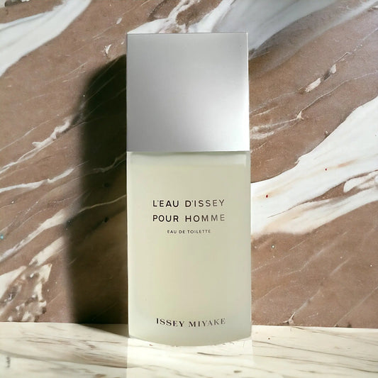 Issey Miyake L'Eau d'Issey Pour Homme EDT para hombre - Aromática CR